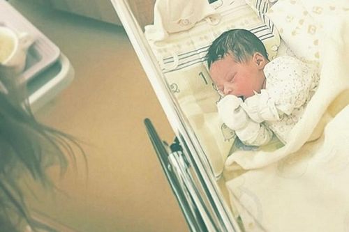 Антон беляев опубликовал фото новорожденного сына