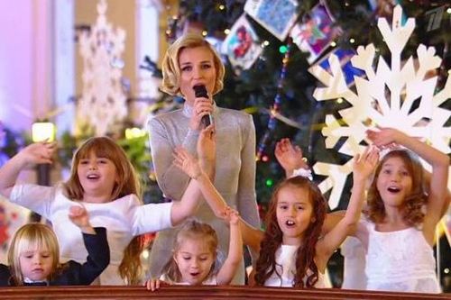 Первый канал объявил народное голосование за участников новогоднего концерта