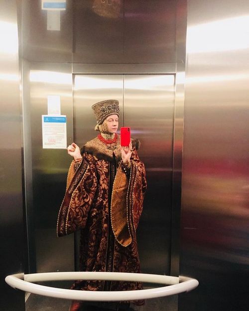 Светлана ходченкова поделилась лифтолуком в образе царицы годуновой