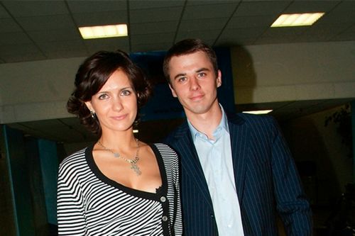 Жена игоря петренко пришла поддержать его на премьеру с сыновьями актера от екатерины климовой